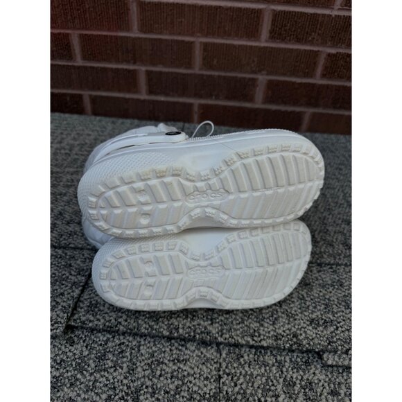 Winter White Crocs Boots With Sherpa Lining For M7/W9 - Picture 7 of 7